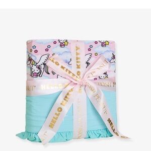 Posh Peanut Hello Unicorn Hello Kitty Ruffled Luxe Patoo Blanket 
New!